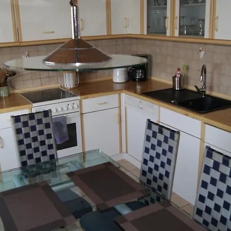 Appartement Komplette Im Schoenen Weserbergland /