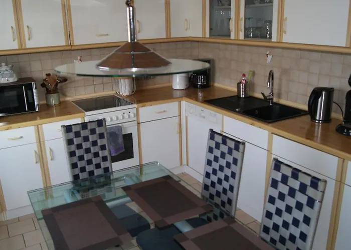 Appartement Komplette Im Schoenen Weserbergland /